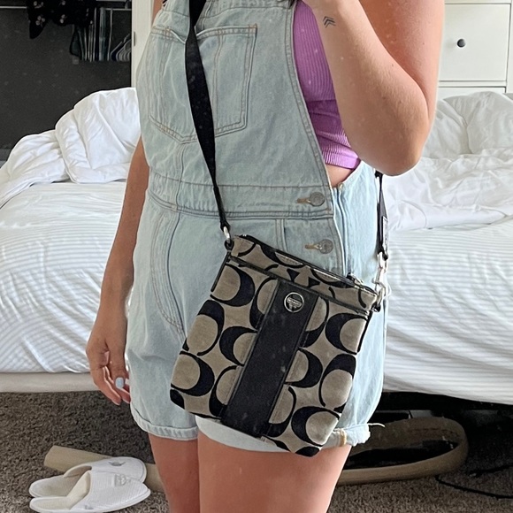 Coach Crossbody - Picture 2 of 2